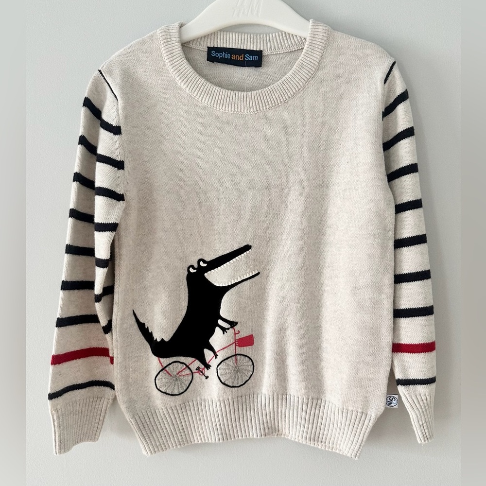 NEW 2T Sophie and Sam Cream Pullover Sweater with Crocodile on Bicycle